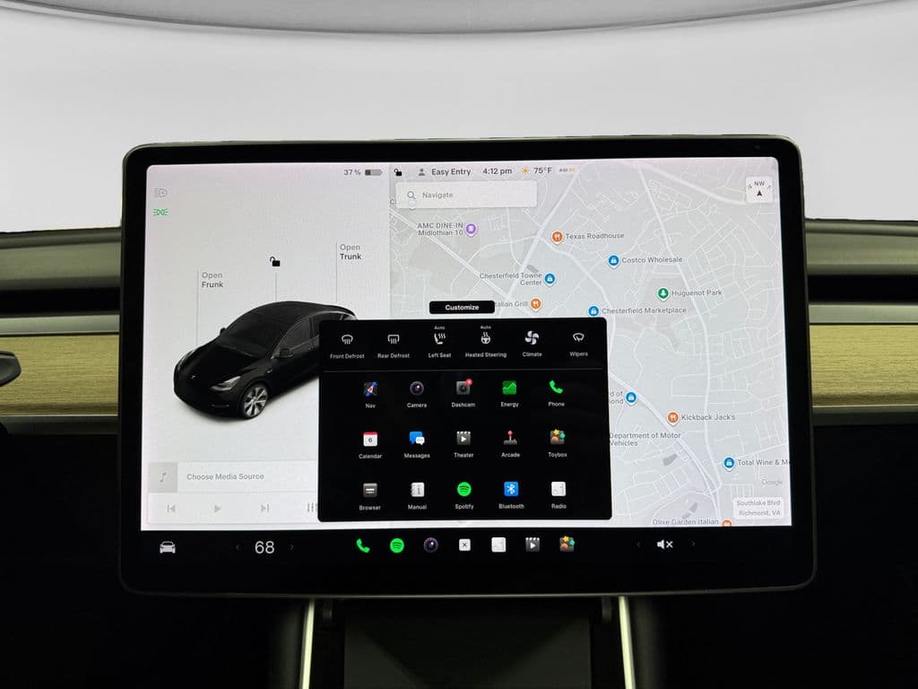 2021 Tesla Model Y view 14