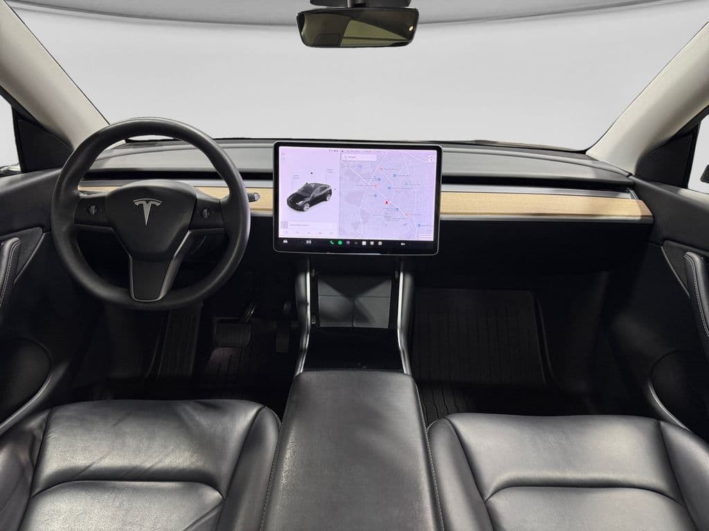 2021 Tesla Model Y view 7