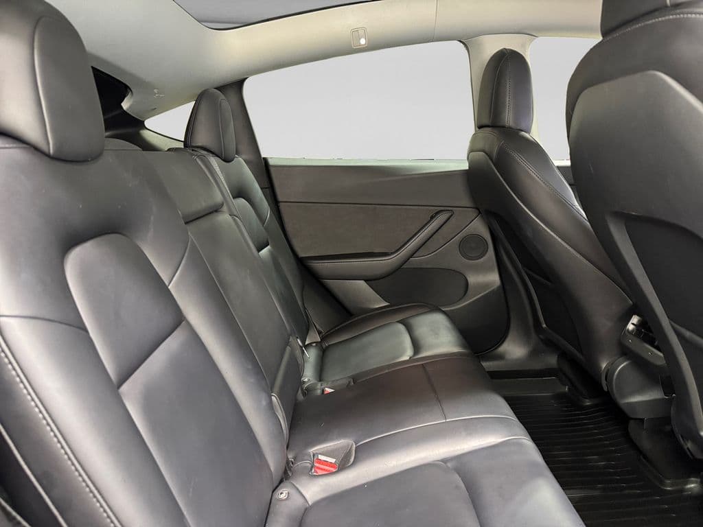 2021 Tesla Model Y view 10