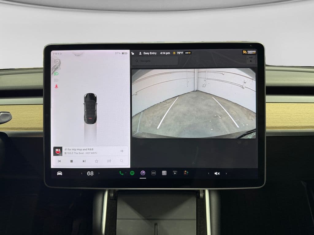 2021 Tesla Model Y view 11