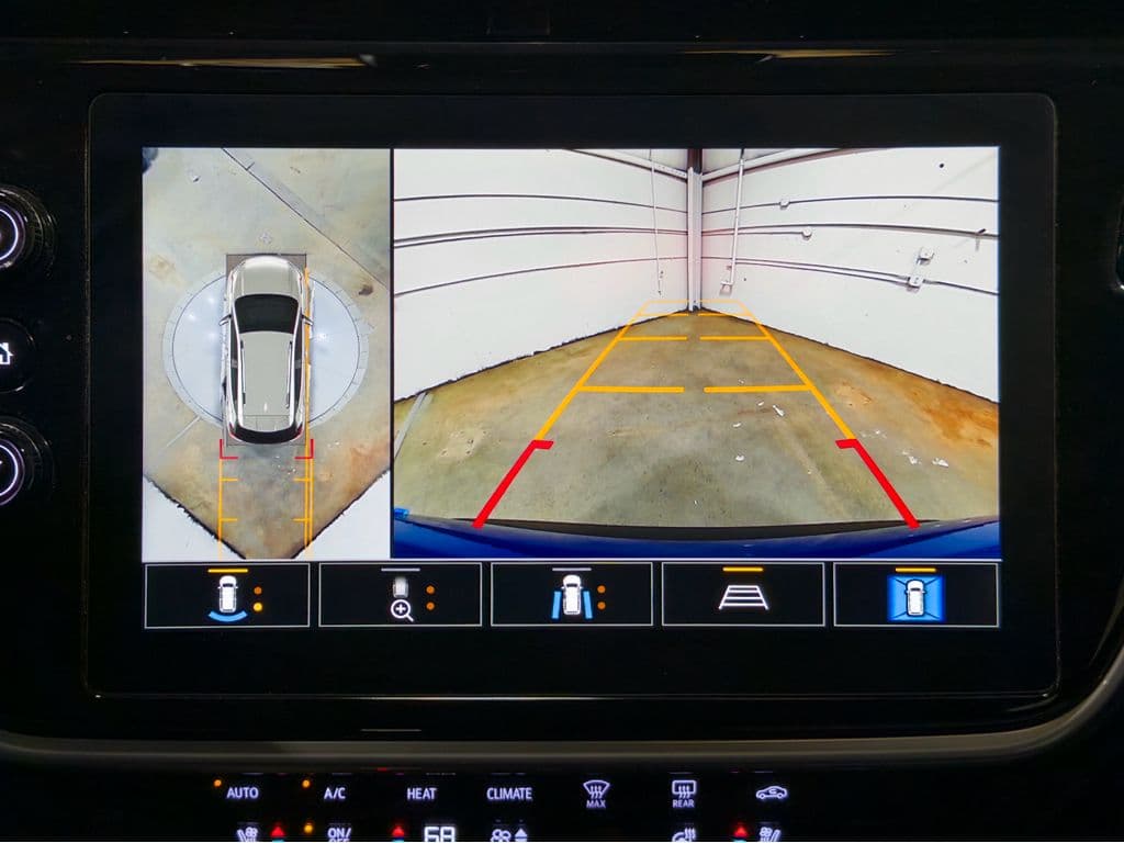 2023 Chevrolet Bolt EUV view 12