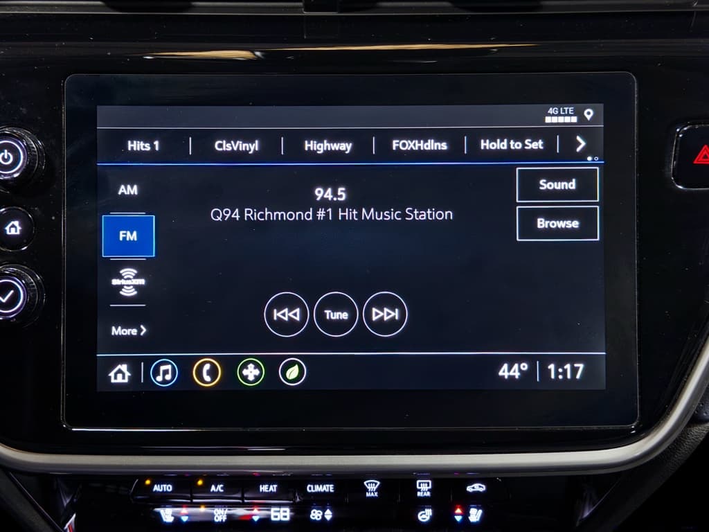 2023 Chevrolet Bolt EUV view 10