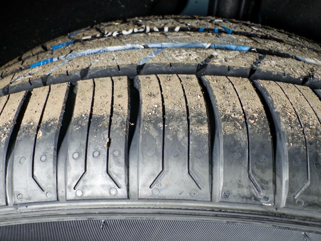 2023 Chevrolet Bolt EUV view 34