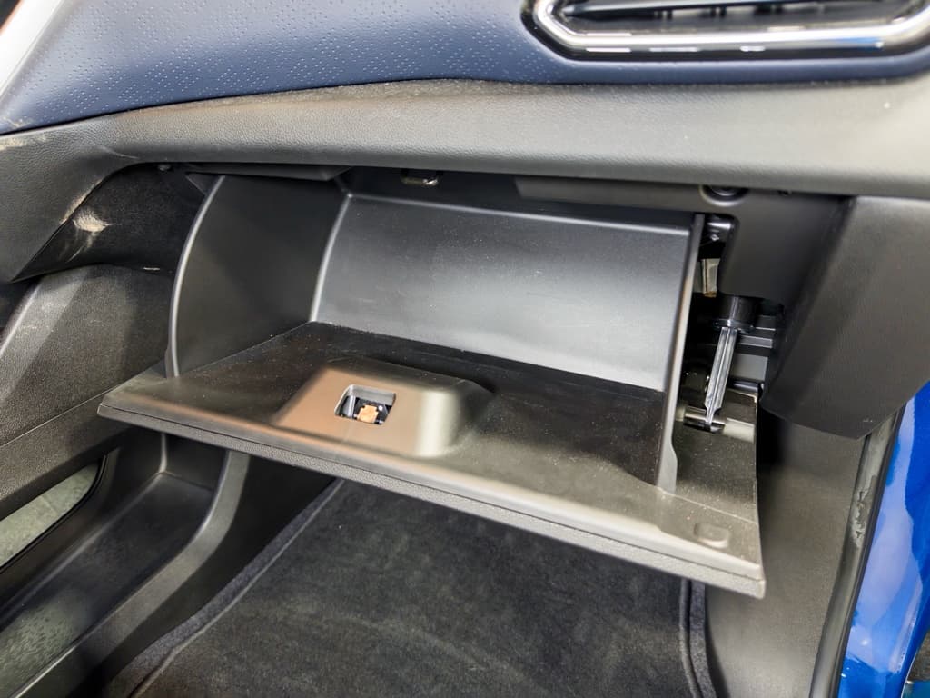 2023 Chevrolet Bolt EUV view 18