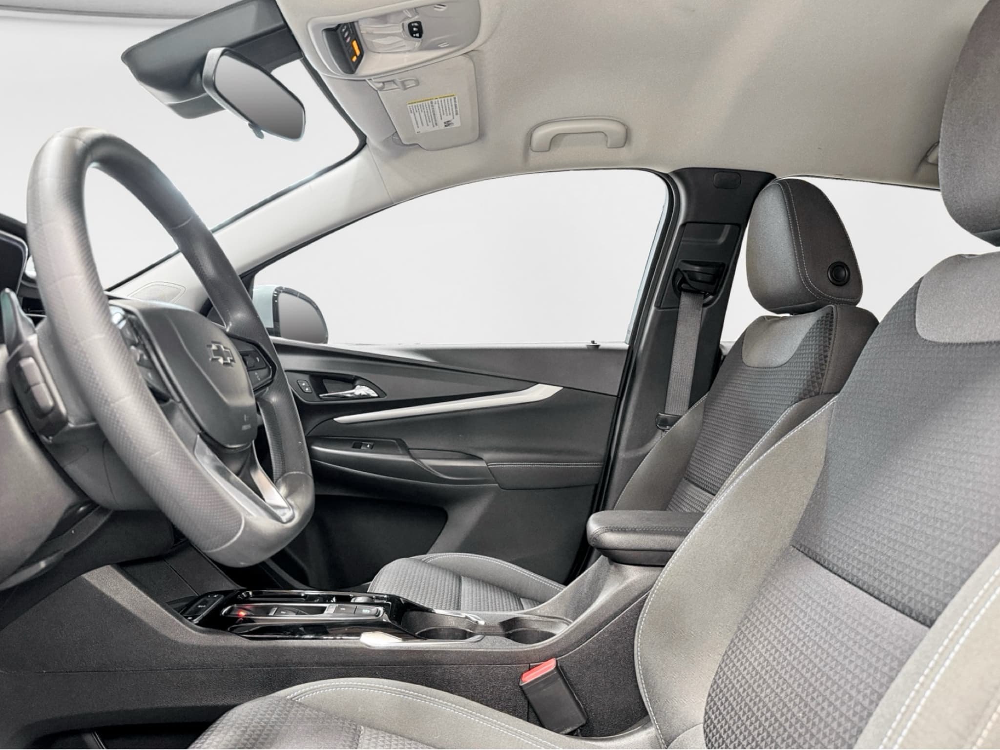 2022 Chevrolet Bolt EUV view 16