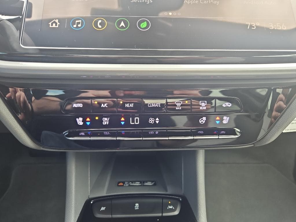 2022 Chevrolet Bolt EUV view 13