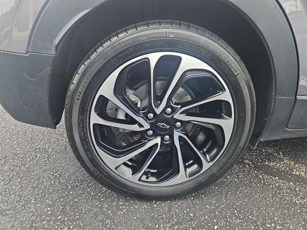 2022 Chevrolet Bolt EUV view 26