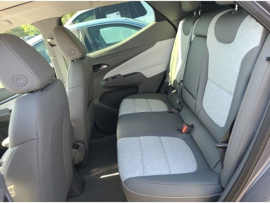 2022 Chevrolet Bolt EUV view 6