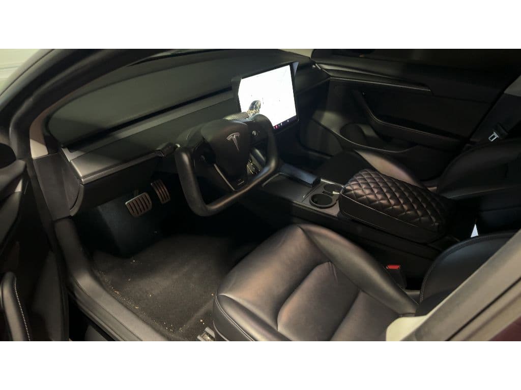 2022 Tesla Model 3 view 5