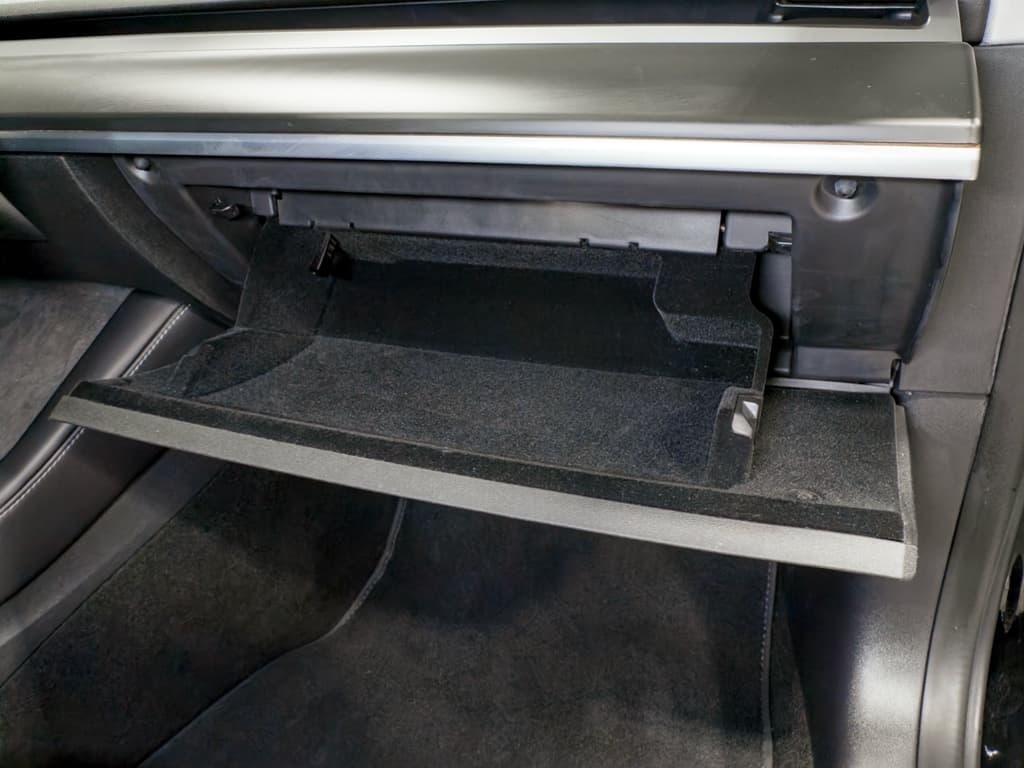 2022 Tesla Model 3 view 19