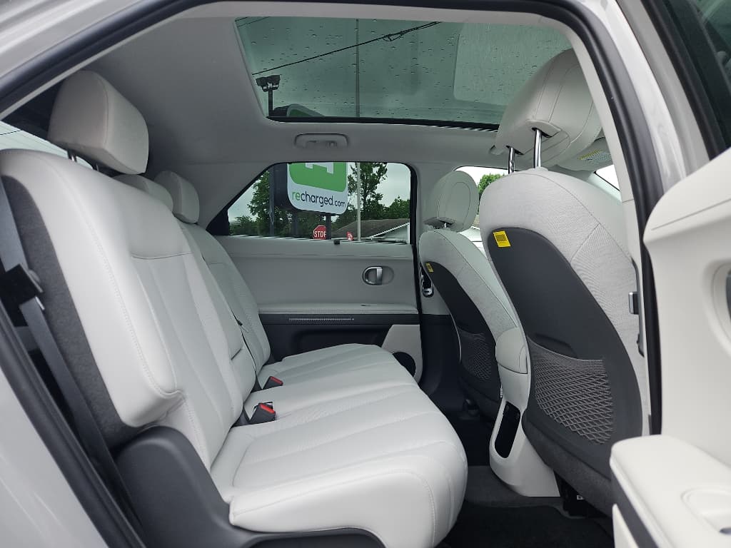 2022 Hyundai IONIQ 5 view 23
