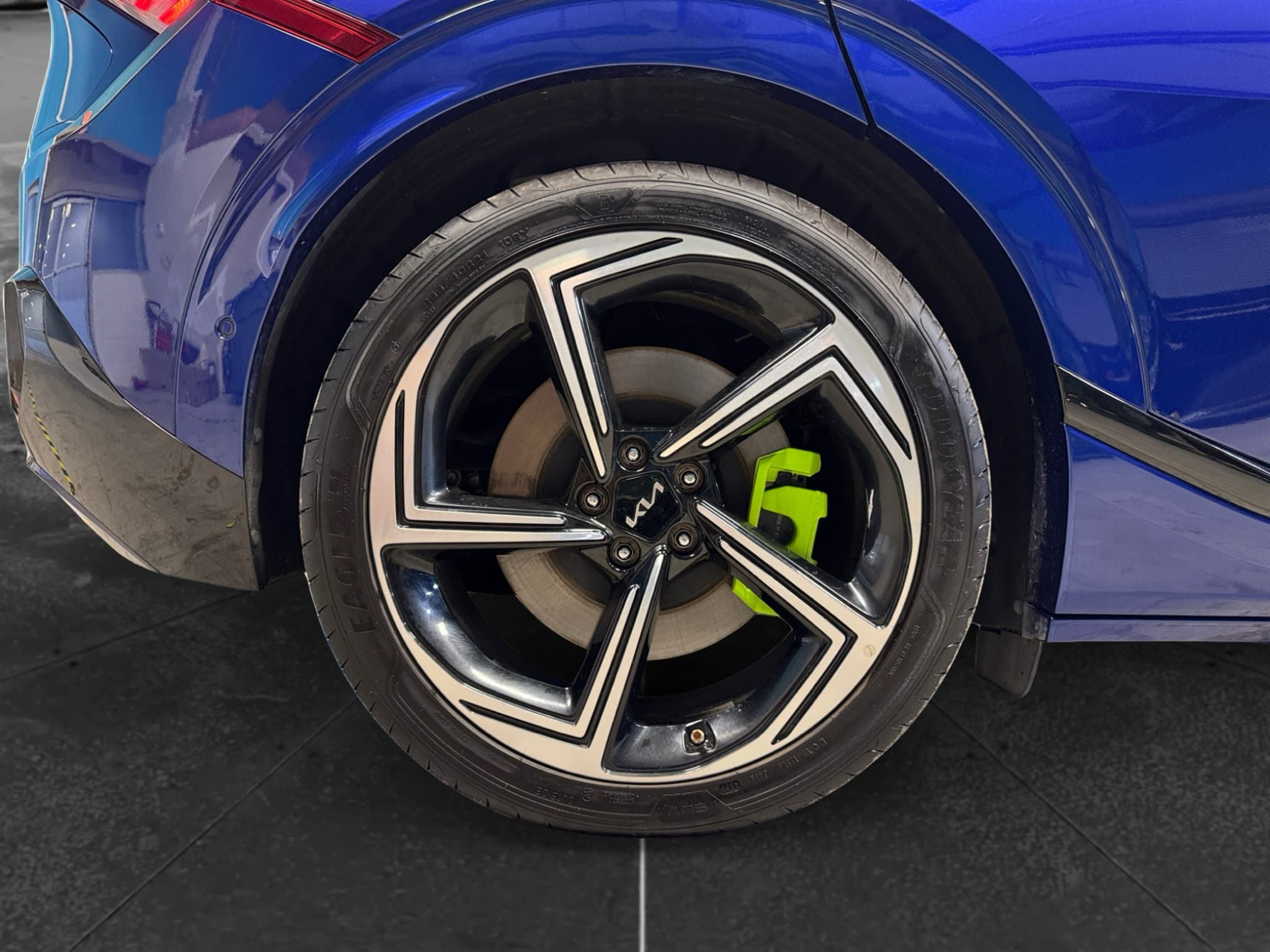 2023 Kia EV6 view 39