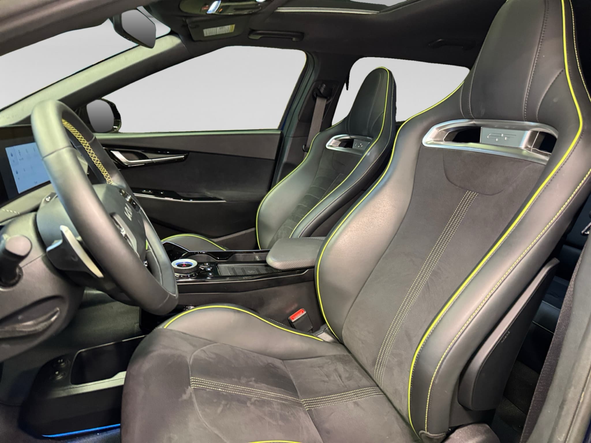 2023 Kia EV6 view 18