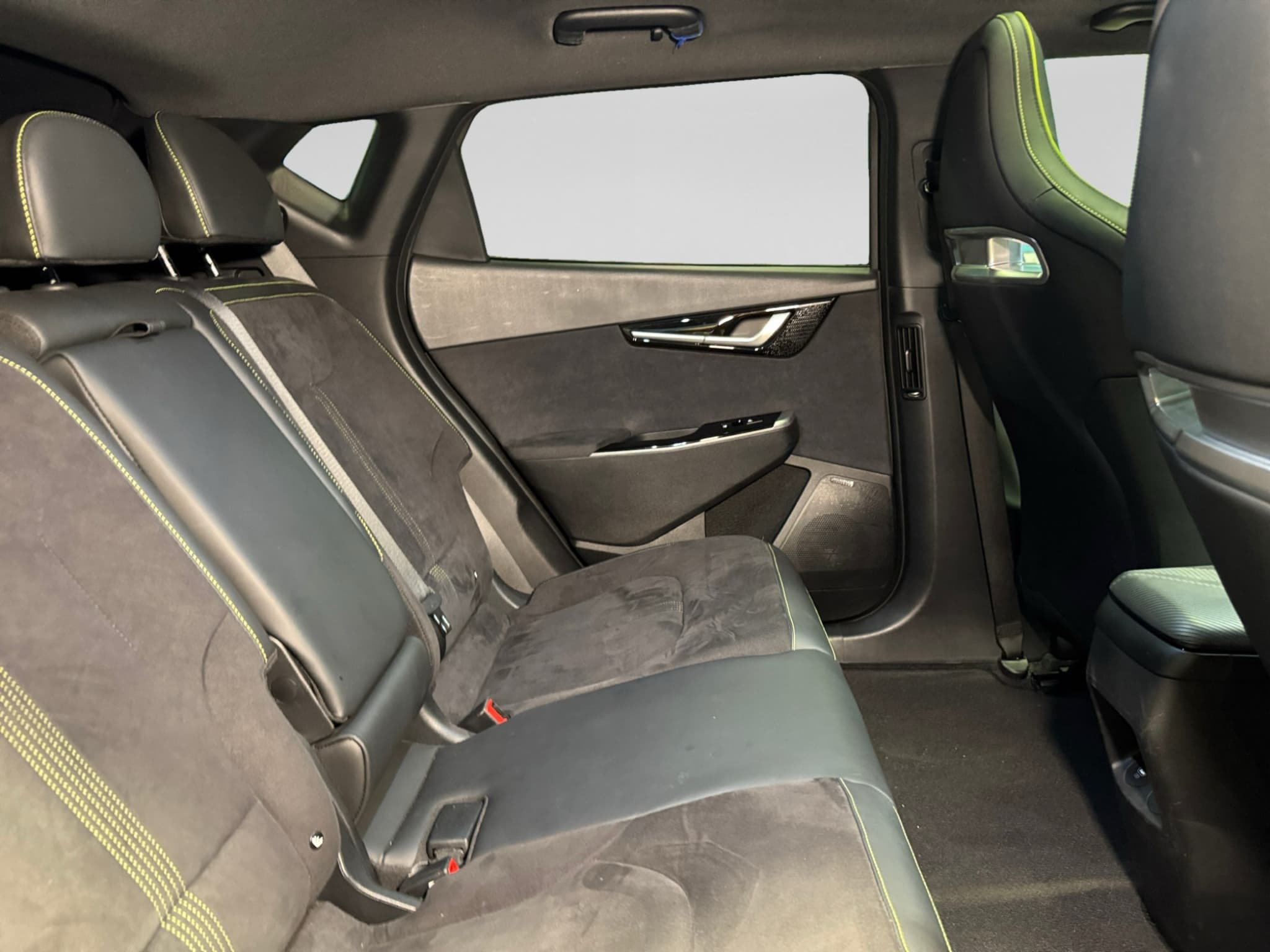 2023 Kia EV6 view 24