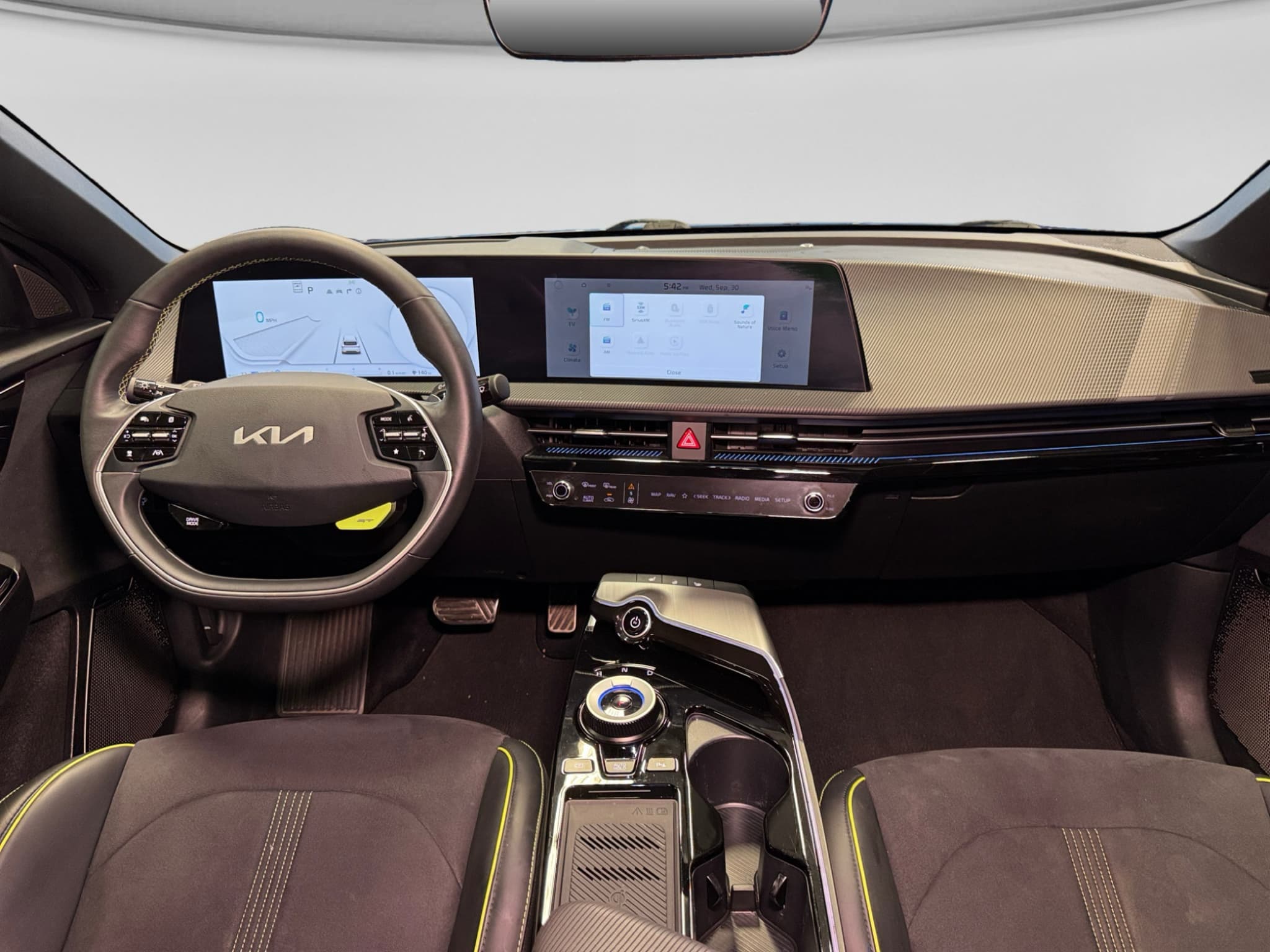 2023 Kia EV6 view 17
