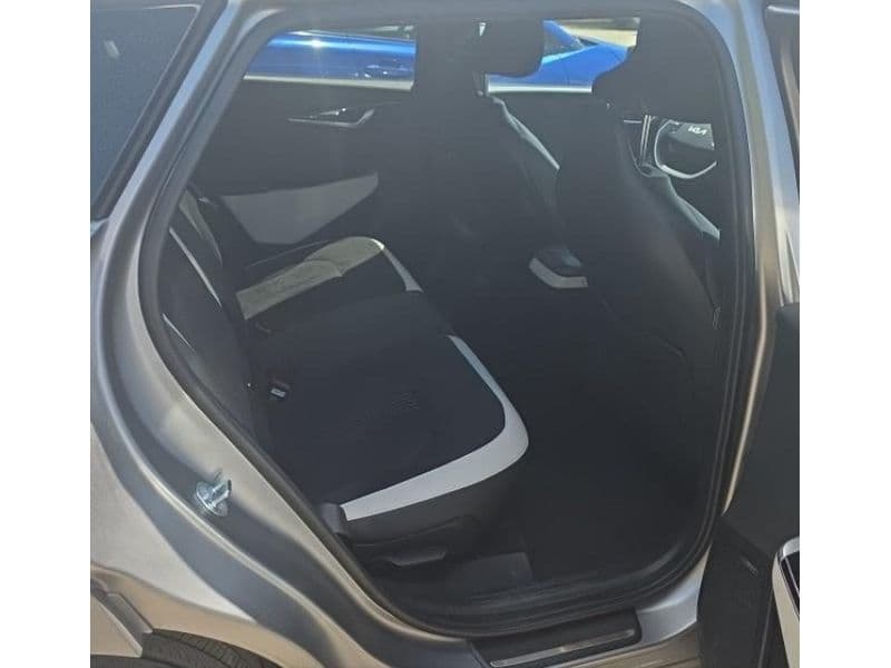 2023 Kia EV6 view 6