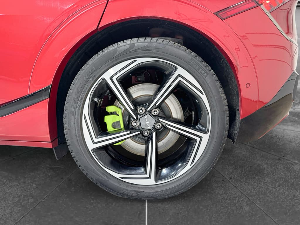 2023 Kia EV6 view 33