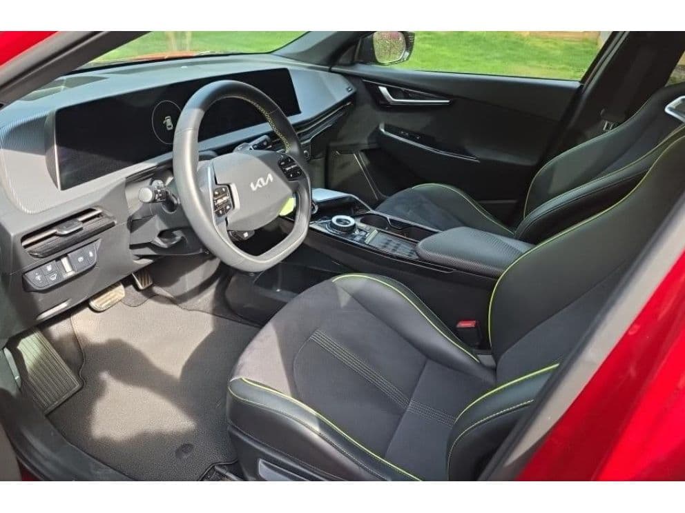 2023 Kia EV6 view 5