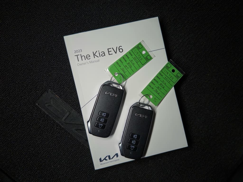 2023 Kia EV6 view 23