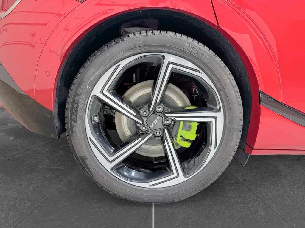 2023 Kia EV6 view 37