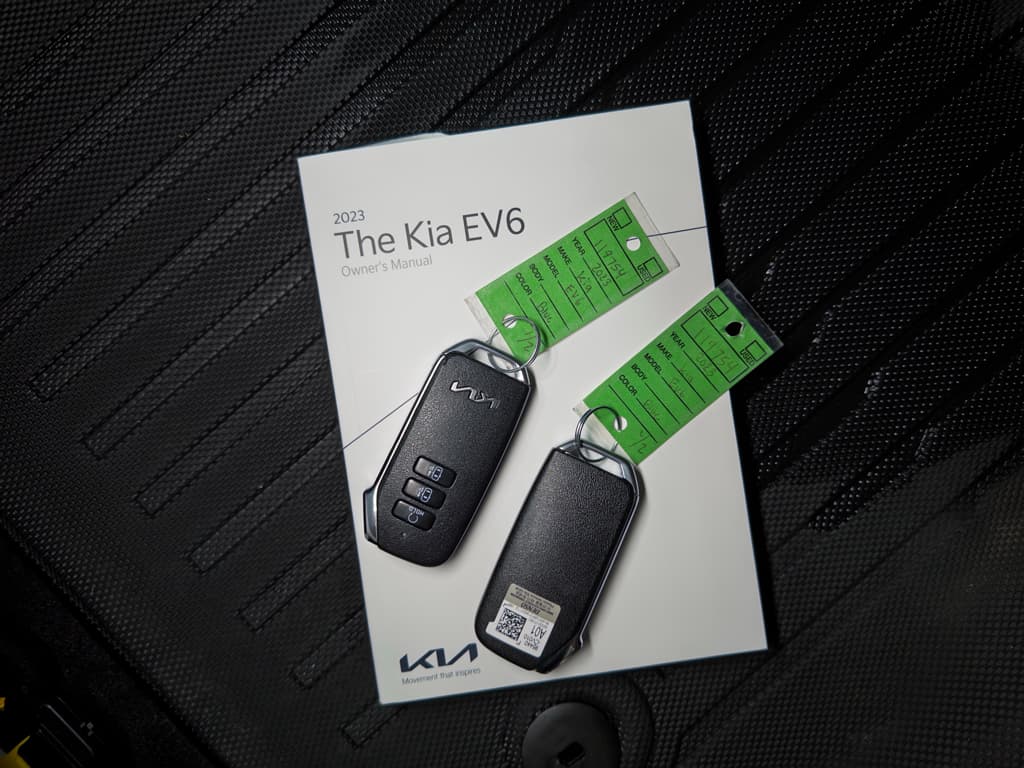 2023 Kia EV6 view 23
