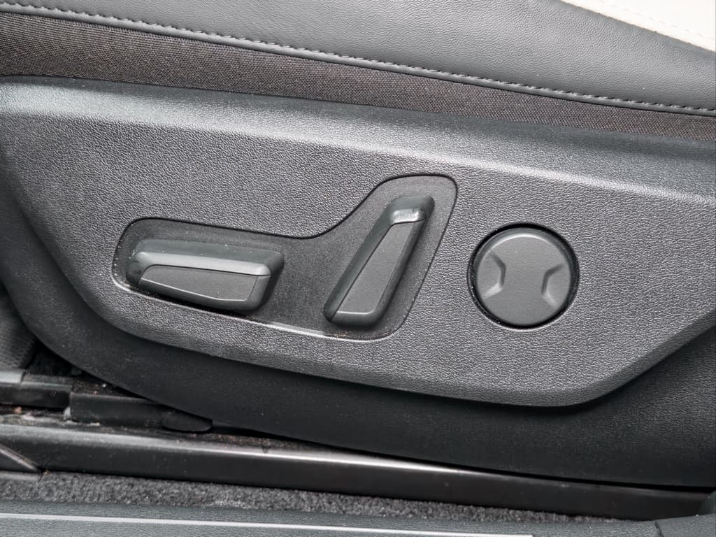 2023 Kia EV6 view 6