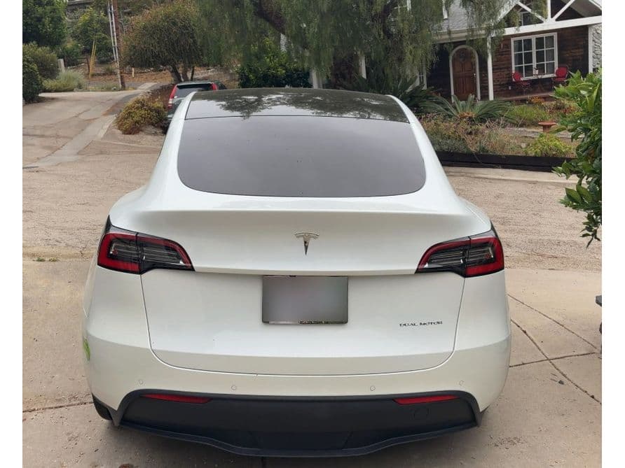 2021 Tesla Model Y view 4
