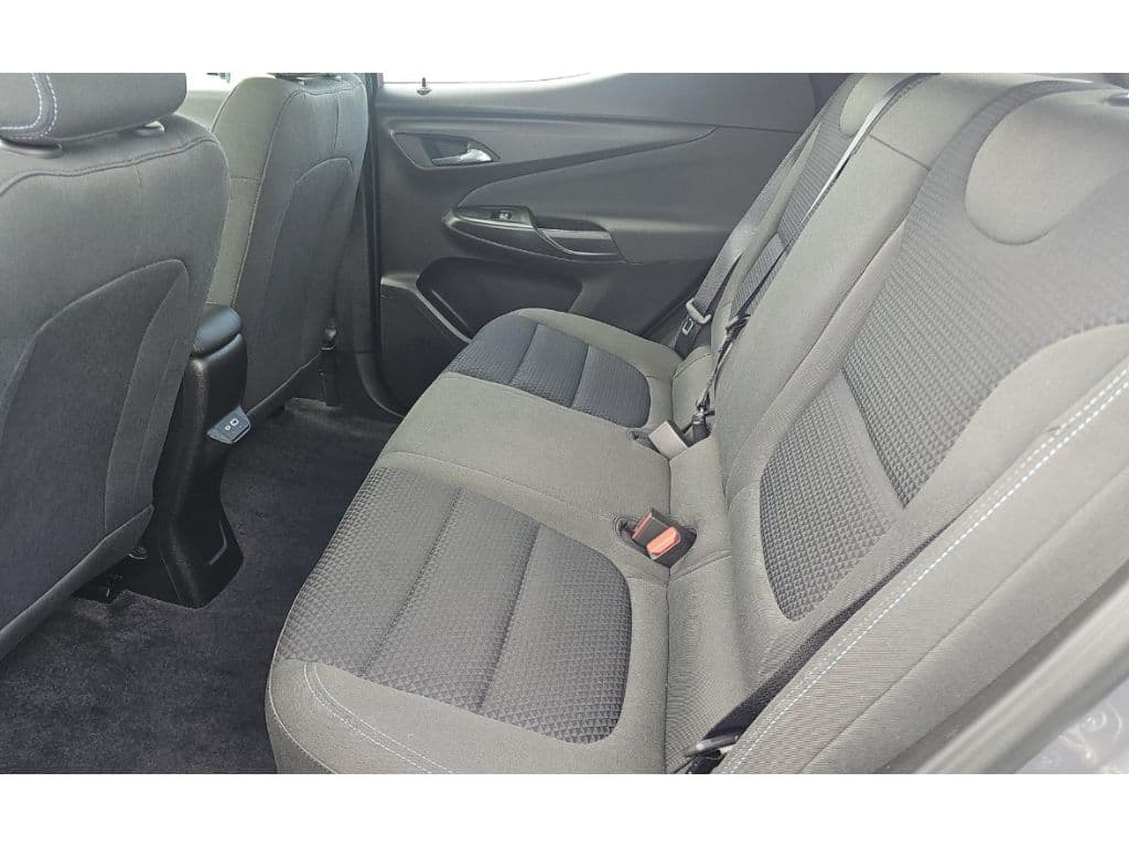 2023 Chevrolet Bolt EUV view 6