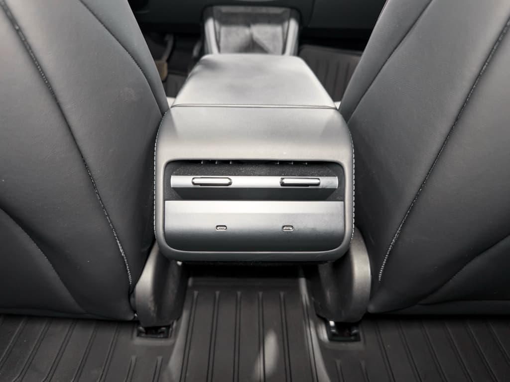 2025 Tesla Model 3 view 18