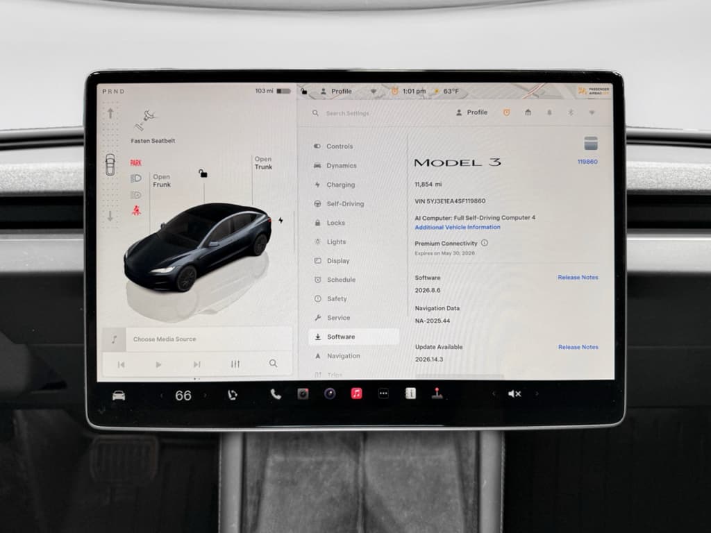 2025 Tesla Model 3 view 10
