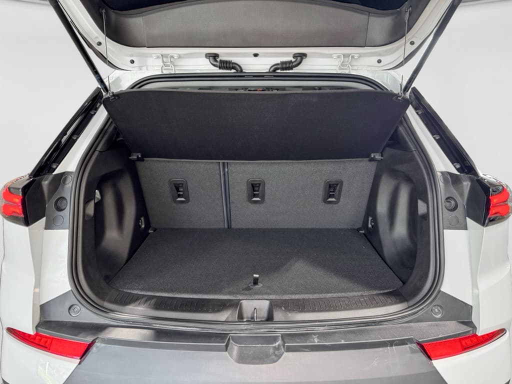 2022 Chevrolet Bolt EUV view 26