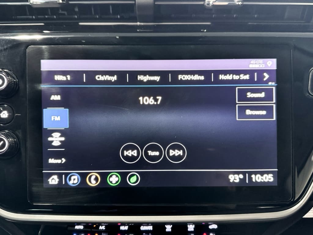 2022 Chevrolet Bolt EUV view 13