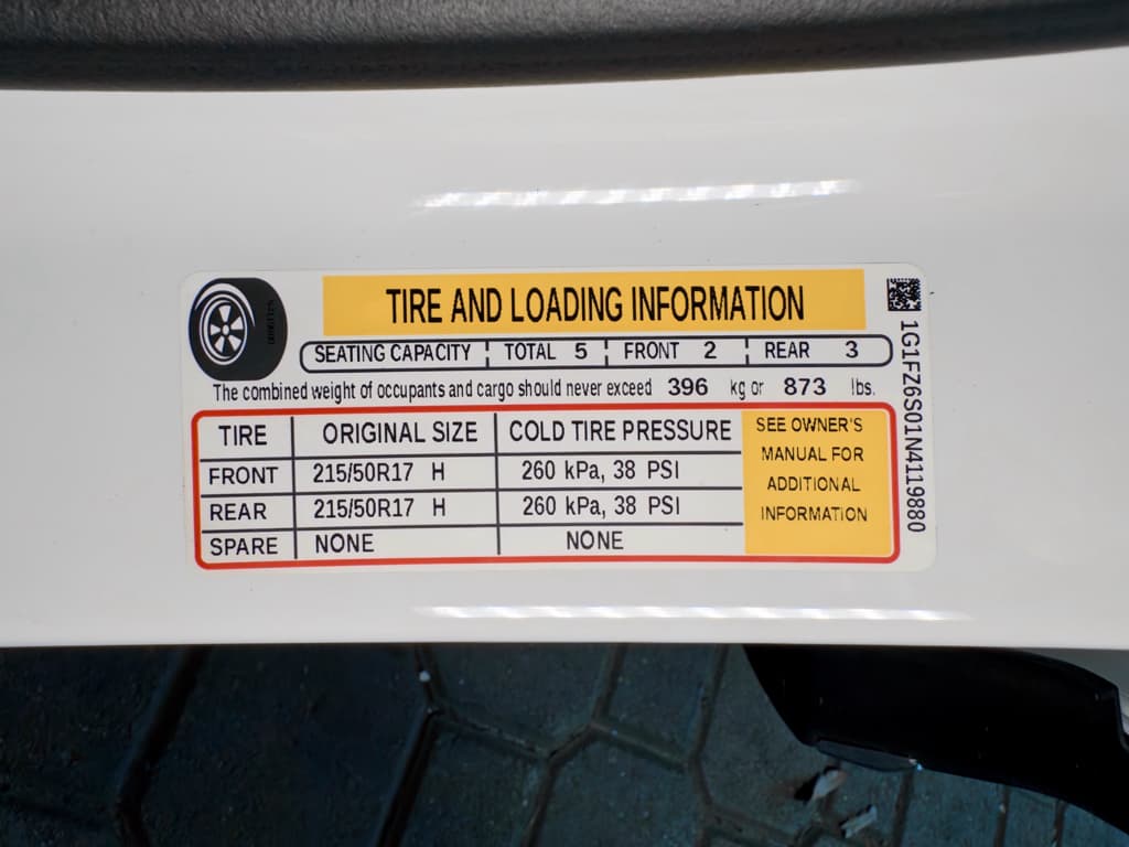 2022 Chevrolet Bolt EUV view 29