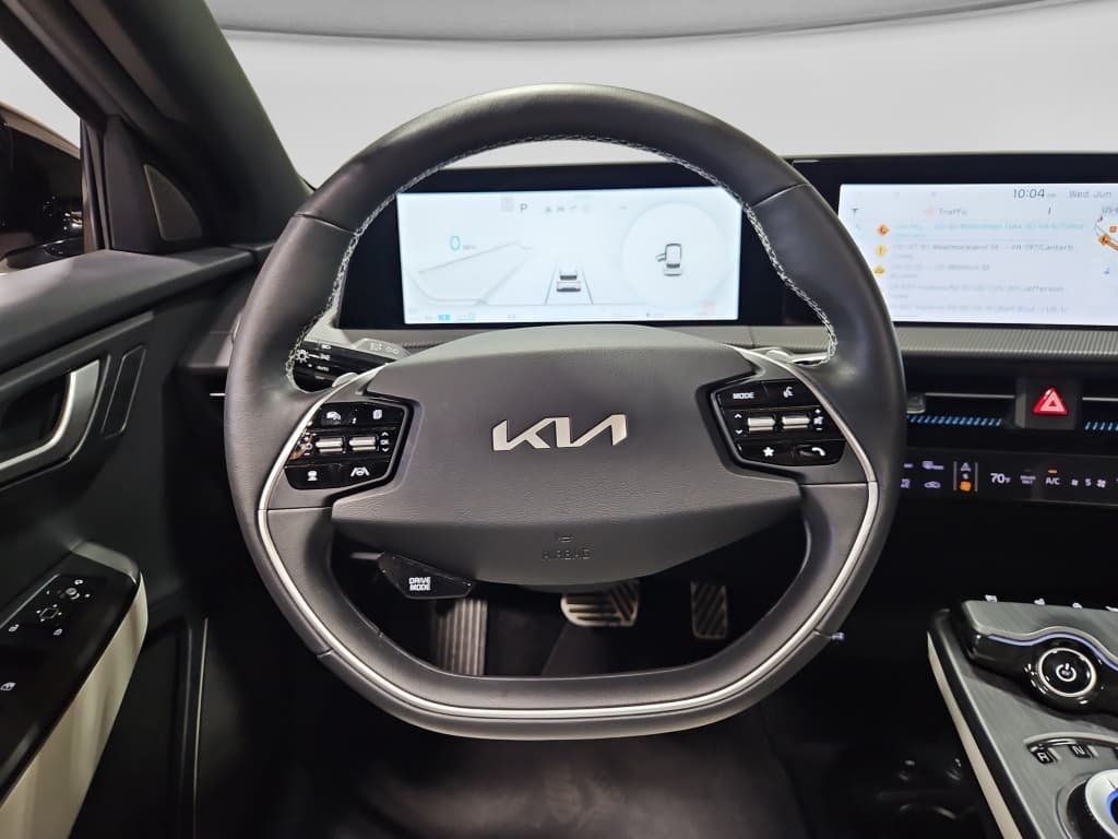 2023 Kia EV6 view 7