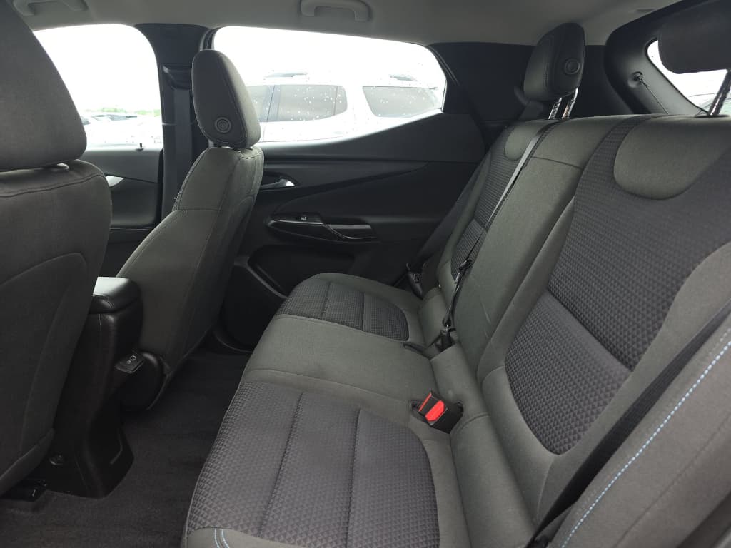 2023 Chevrolet Bolt EUV view 6