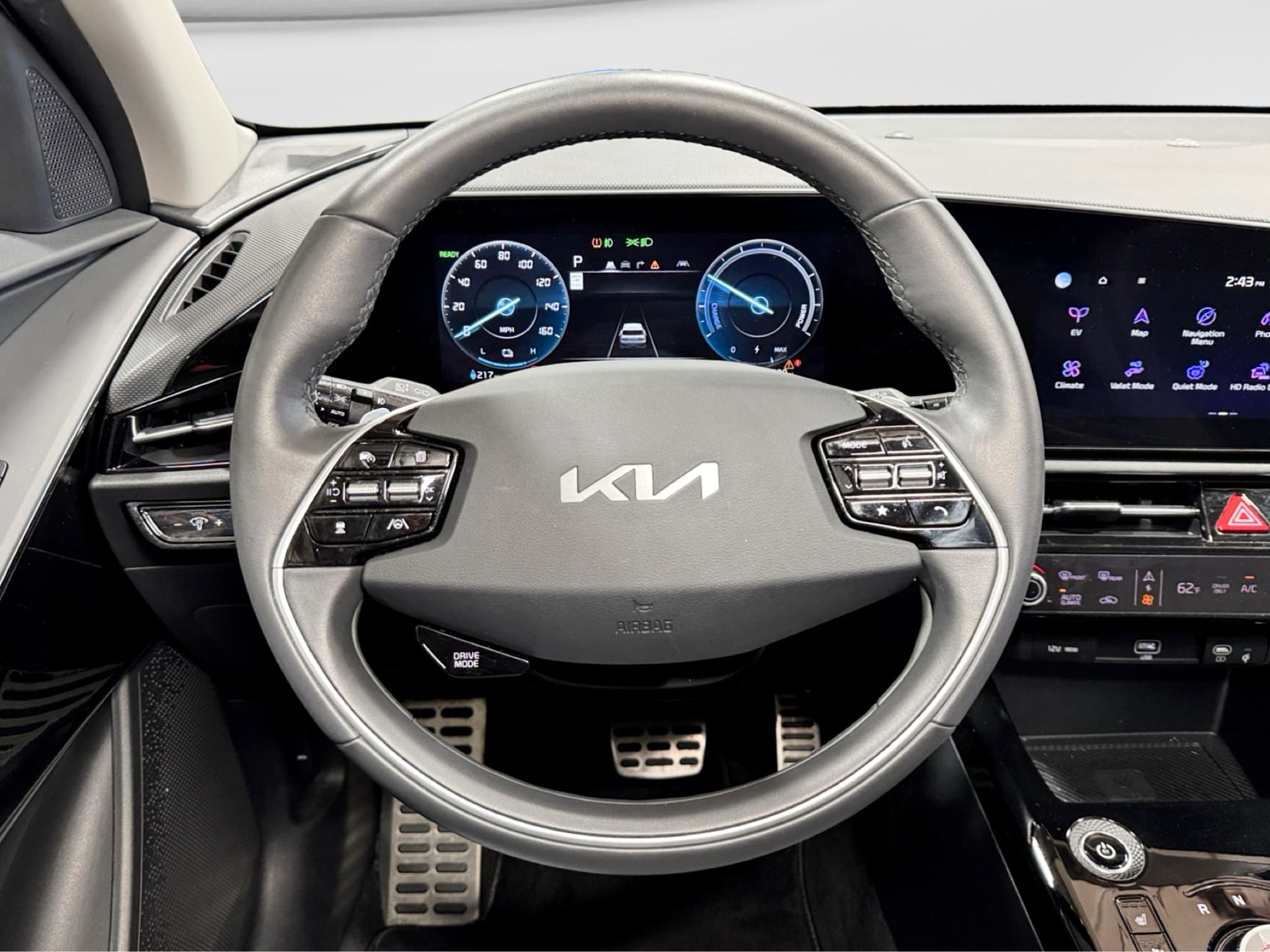 2024 Kia Niro EV view 8