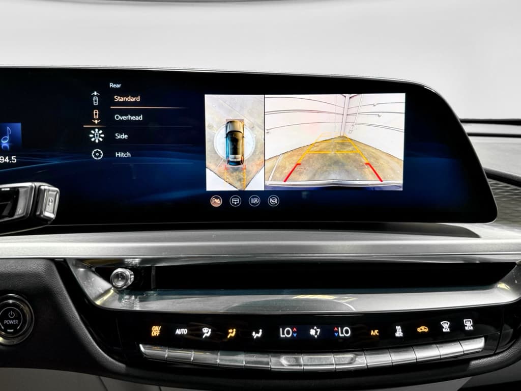 2024 Cadillac Lyriq view 12