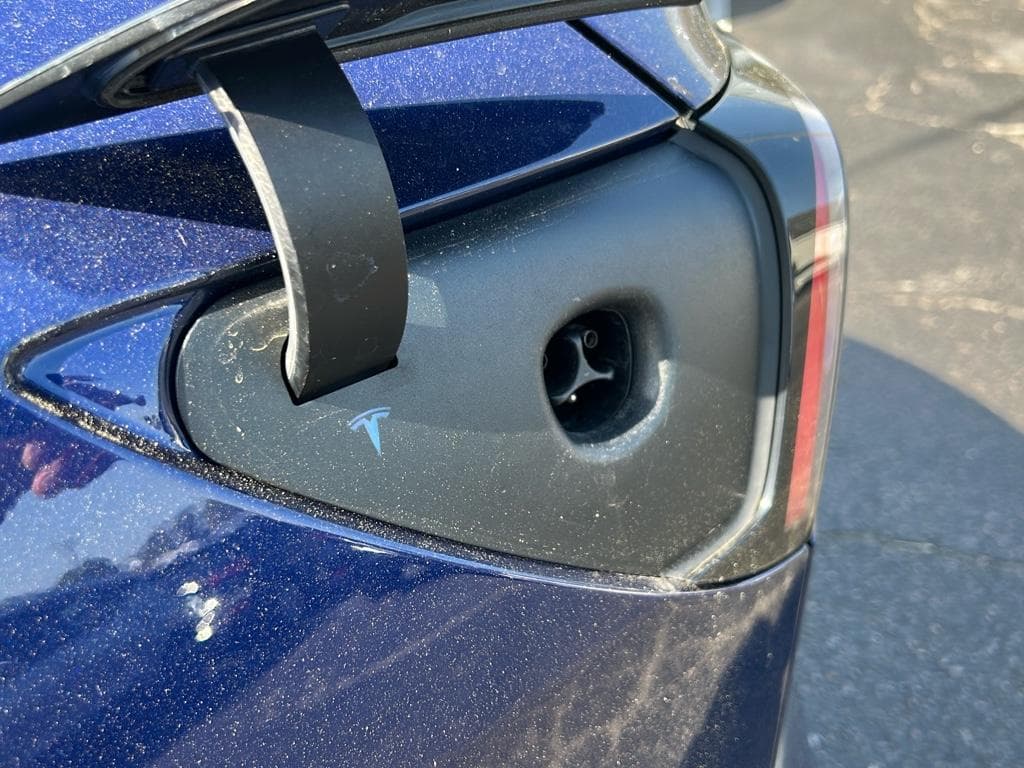2021 Tesla Model Y view 5