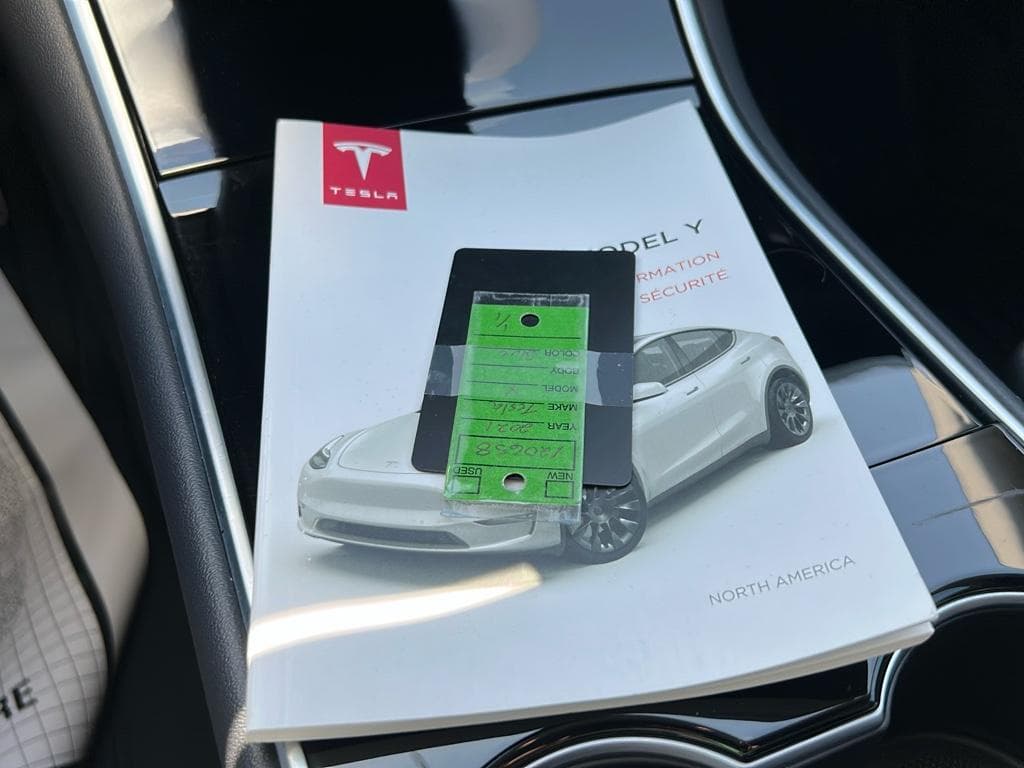 2021 Tesla Model Y view 16