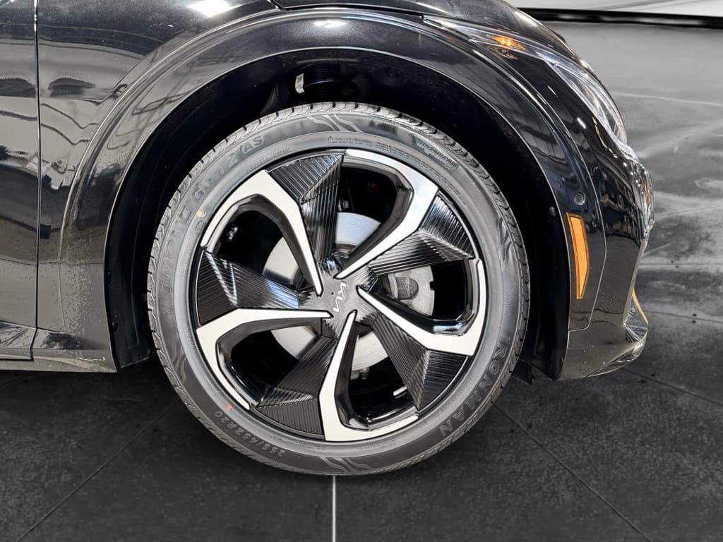 2023 Kia EV6 view 37