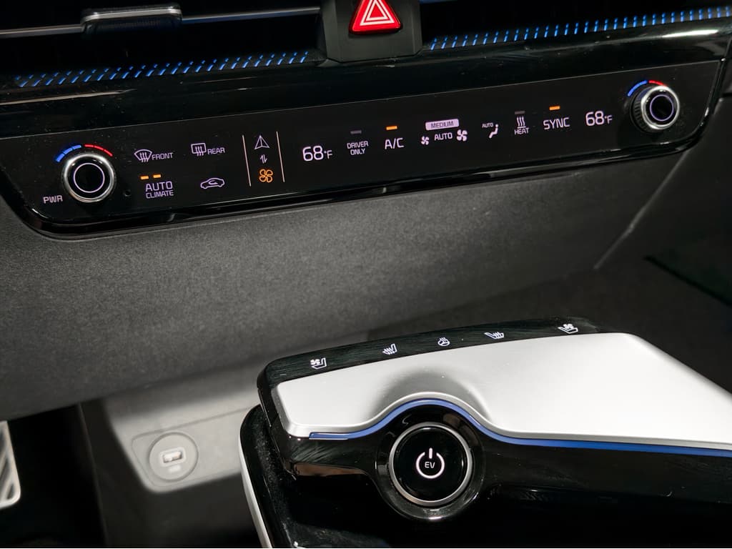 2023 Kia EV6 view 15