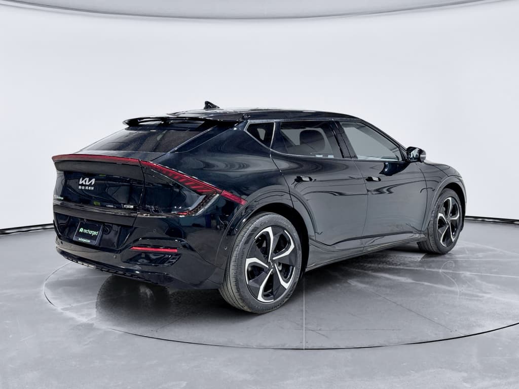 2023 Kia EV6 view 4