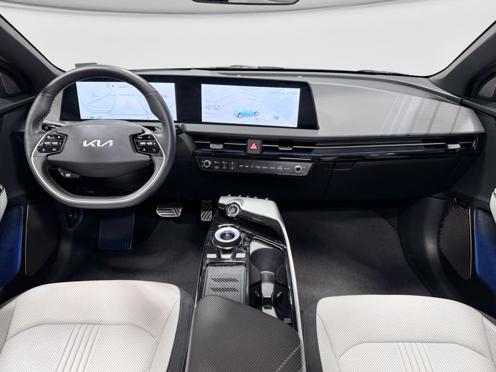 2023 Kia EV6 view 16