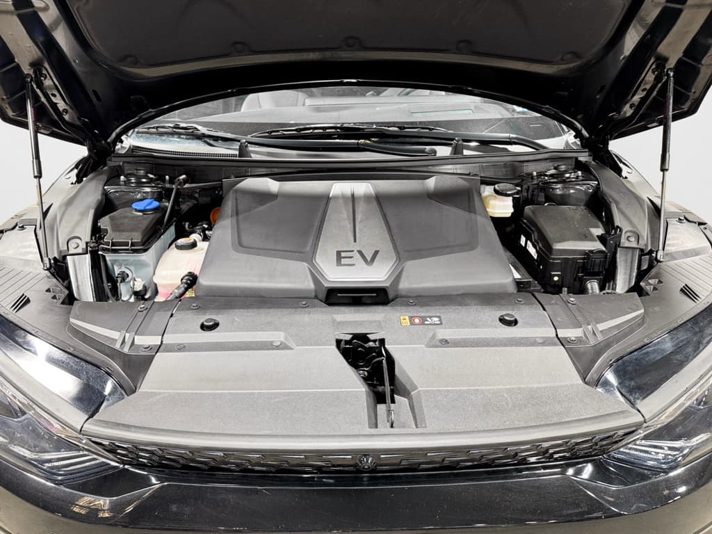 2023 Kia EV6 view 24