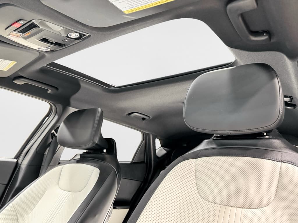 2023 Kia EV6 view 23