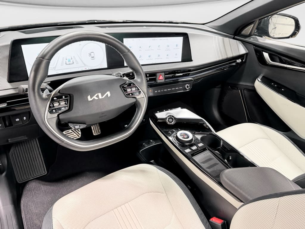 2023 Kia EV6 view 18