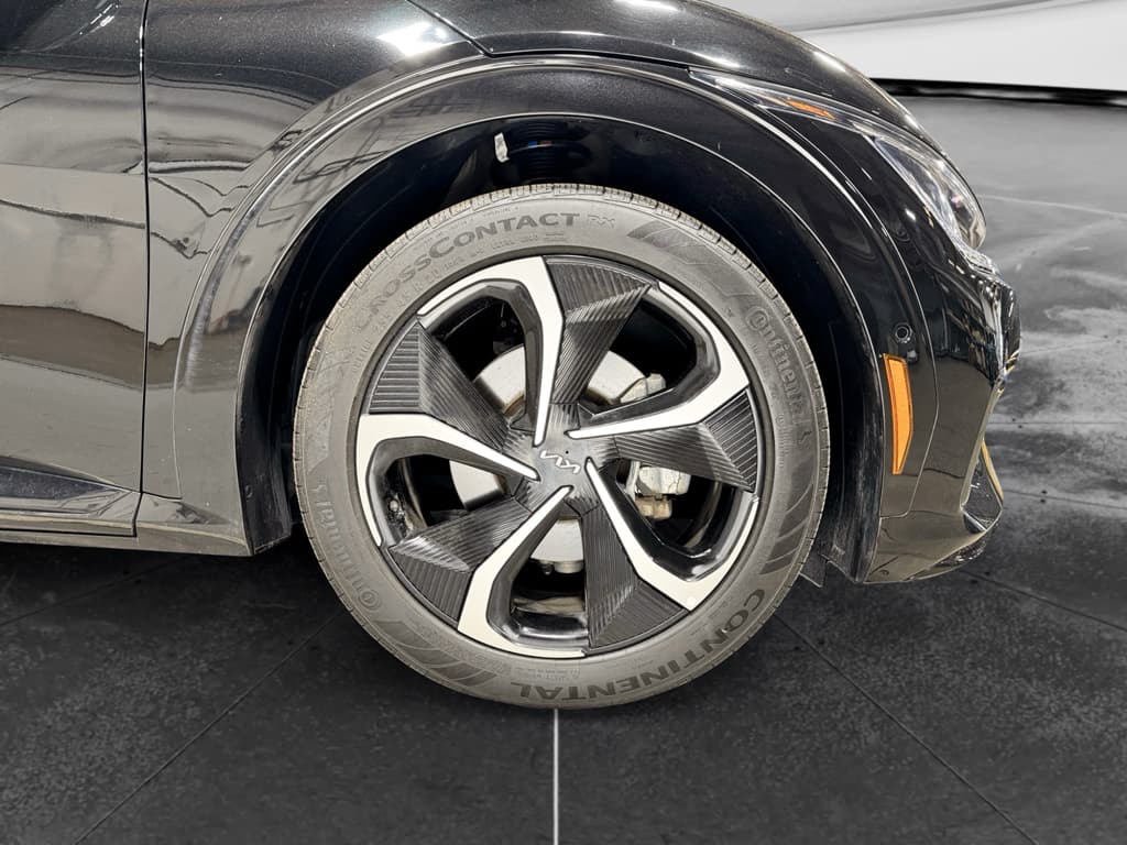 2023 Kia EV6 view 34