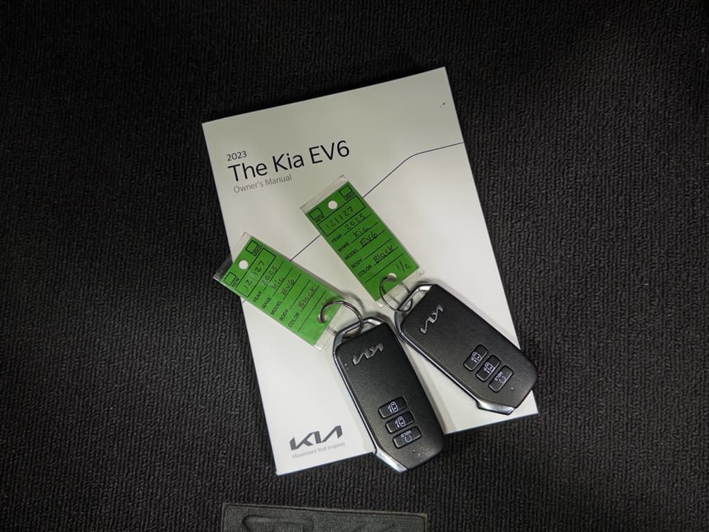 2023 Kia EV6 view 22