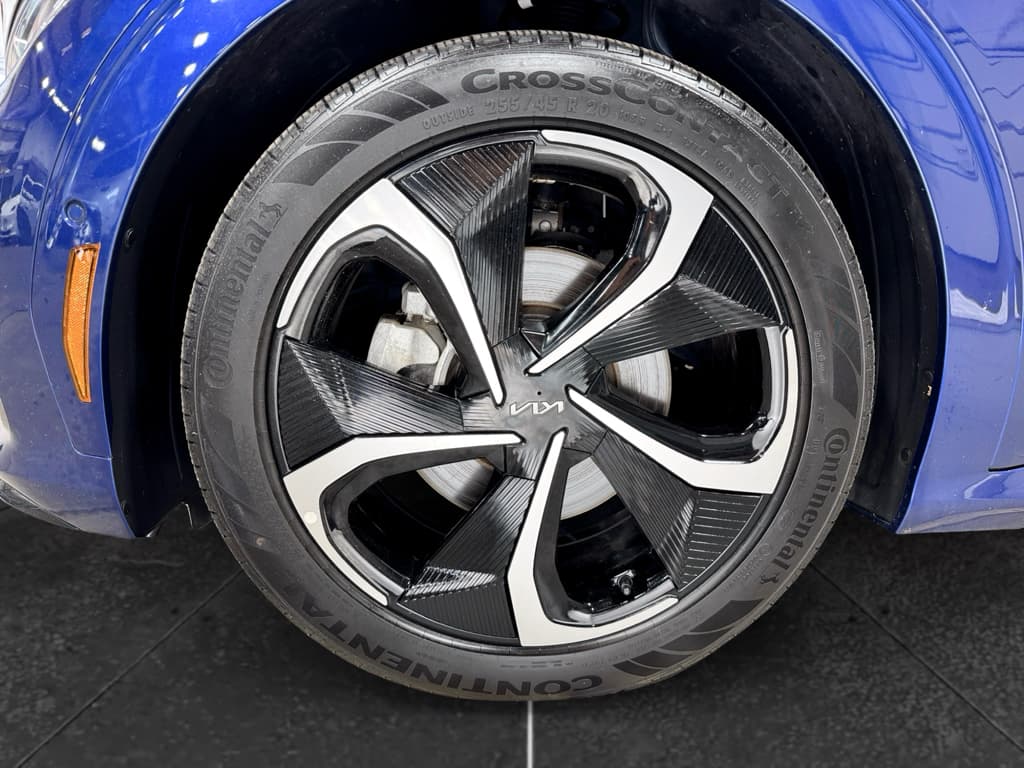 2023 Kia EV6 view 30