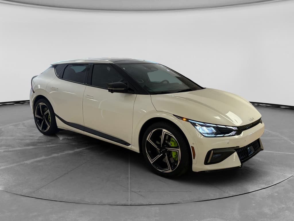 2023 Kia EV6 view 3